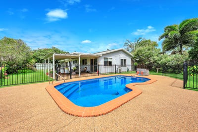 /international/au/11-moore-park-road-moore-park-beach-qld-151379696/