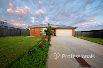 /international/au/21-mitchell-court-gol-gol-nsw-150706076/