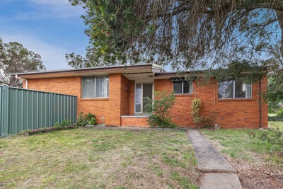/international/au/24-woralul-street-waramanga-act-151346556/