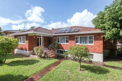/international/au/18-banks-road-earlwood-nsw-150694168/