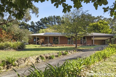 /international/au/118-smith-street-macedon-vic-151208952/