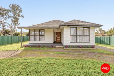 /international/au/29-grant-street-goornong-vic-151378584/