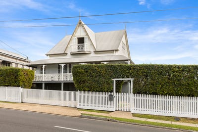 /international/au/30-brighton-terrace-sandgate-qld-148438476/