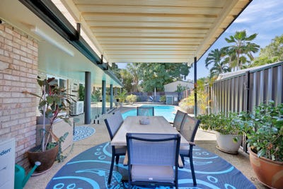 /international/au/13-leister-court-bucasia-qld-151525688/