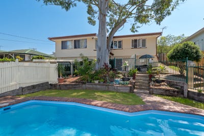/international/au/10-bundar-crescent-ferny-hills-qld-152673168/
