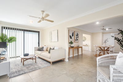 /international/au/44-princes-highway-unanderra-nsw-148640084/