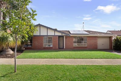 /international/au/2-walker-avenue-clovelly-park-sa-152406680/