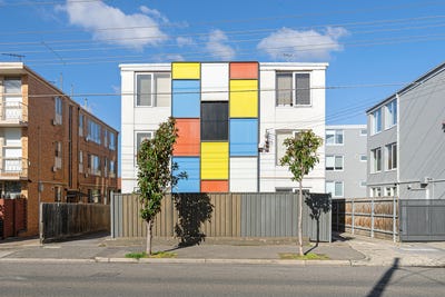 /international/au/83-alma-road-st-kilda-vic-151320716/