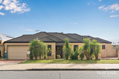 /international/au/1-churt-place-morley-wa-151413548/
