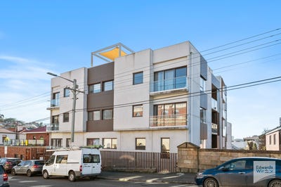 /international/au/25-212-collins-street-hobart-tas-151661812/