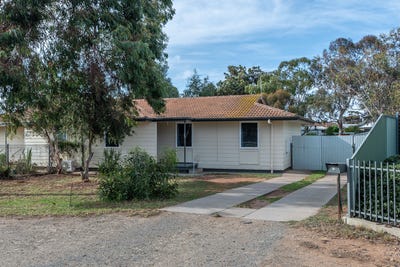 /international/au/16-magpie-drive-murray-bridge-sa-151103000/