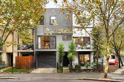 /international/au/206-stockmans-way-kensington-vic-151243332/