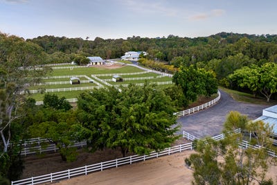 /international/au/660-petrie-creek-road-rosemount-qld-148559720/