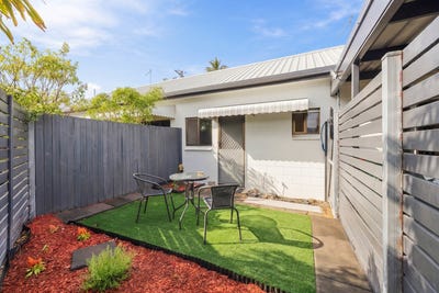 /international/au/13-16-20-fairweather-street-yorkeys-knob-qld-152458404/