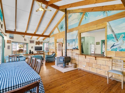 /international/au/2-little-street-harrington-nsw-152460392/