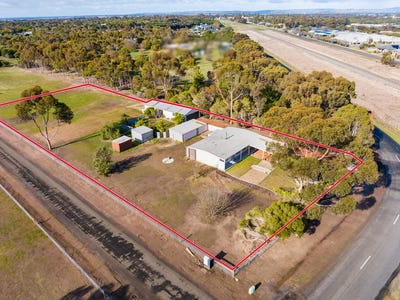 /international/au/119-stevenson-road-bannockburn-vic-148437688/