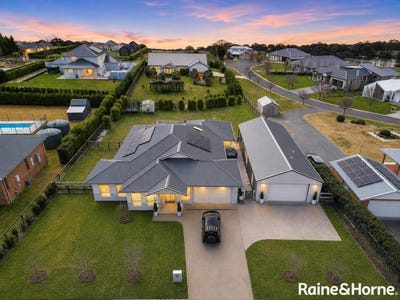 /international/au/66-sanctuary-drive-goulburn-nsw-152190856/