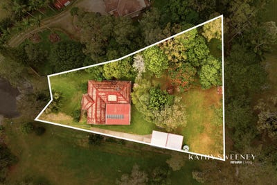 /international/au/28-lynanda-court-caboolture-qld-151536980/