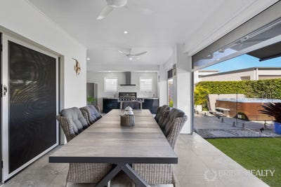 /international/au/94-seaside-drive-banksia-beach-qld-148221308/?lang=zh-tw