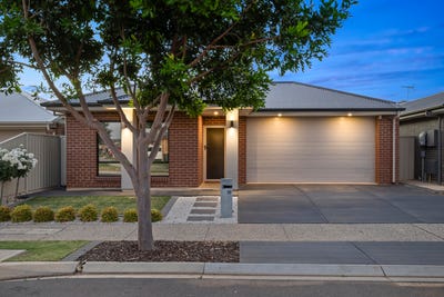 /international/au/19-drupe-street-munno-para-west-sa-151563588/