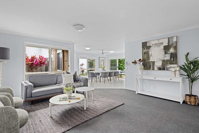 /international/au/23-hillsborough-close-robina-qld-151169996/