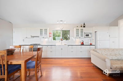 /international/au/55-north-nelson-road-nelson-vic-152297848/