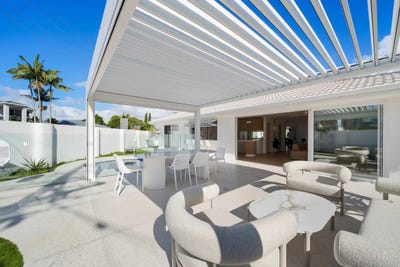 /international/au/36-surfers-avenue-mermaid-waters-qld-152535064/