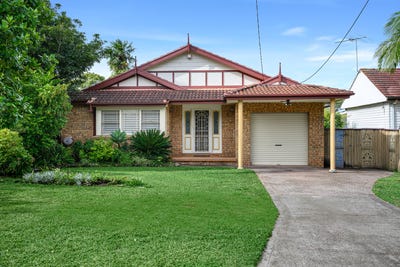 /international/au/5-matthews-avenue-east-hills-nsw-151361452/