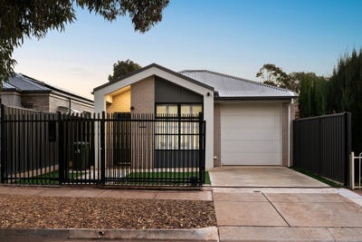 /international/au/8-church-crescent-marion-sa-151322292/