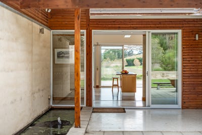 /international/au/26-blaser-road-mylor-sa-151045100/