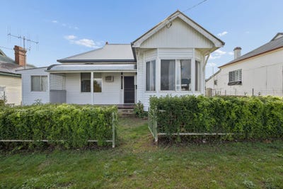/international/au/37-clarke-street-harden-nsw-151484696/