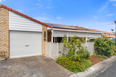 /international/au/47-154-currumbin-creek-road-currumbin-waters-qld-152613452/