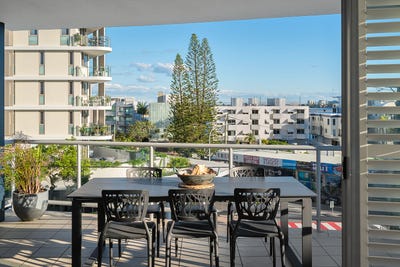 /international/au/204-111-bulcock-street-caloundra-qld-151359876/