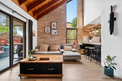 /international/au/2-23-river-street-petrie-qld-151140920/