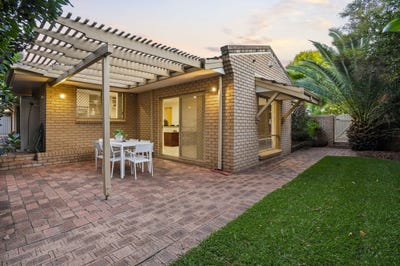 /international/au/10a-fourth-avenue-applecross-wa-150815516/