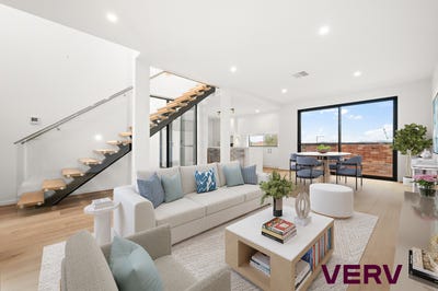 /international/au/25-2-jackonia-street-whitlam-act-148358876/