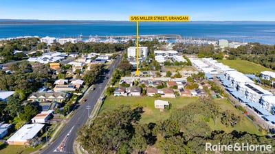 /international/au/5-85-miller-street-urangan-qld-148298952/