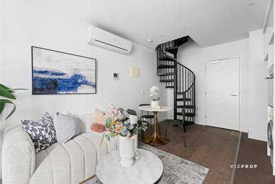 /international/au/511-429-spencer-street-west-melbourne-vic-152545816/