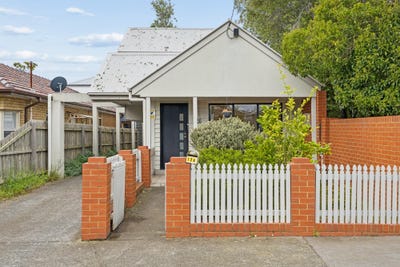 /international/au/126-aitken-street-williamstown-vic-152615236/
