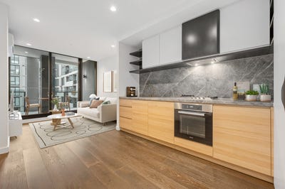 /international/au/311-107-roden-street-west-melbourne-vic-151311556/
