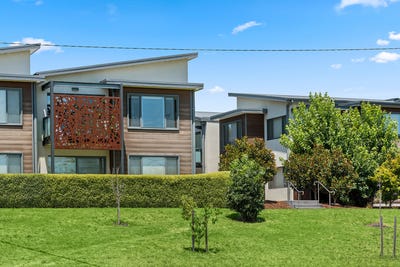 /international/au/45-200-old-hume-highway-mittagong-nsw-148601428/