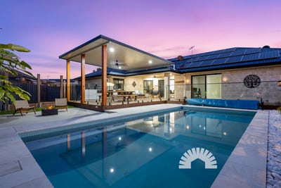 /international/au/21-geneva-crescent-narangba-qld-151431020/