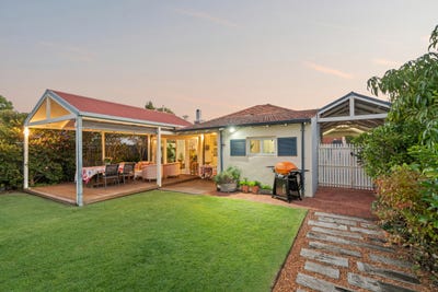 /international/au/17-surrey-road-rivervale-wa-151182252/