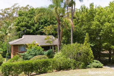 /international/au/4-yoolarai-cresent-nelson-bay-nsw-143698680/
