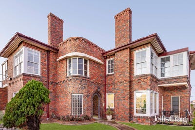 /international/au/1-104-esplanade-williamstown-vic-151344236/