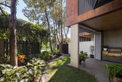 /international/au/4104-55-forbes-street-west-end-qld-151273240/