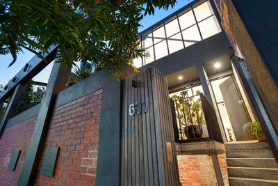 /international/au/67a-hardiman-street-kensington-vic-150938700/