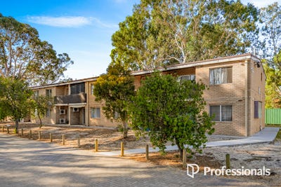 /international/au/11-2-dalziell-street-maddington-wa-151318068/