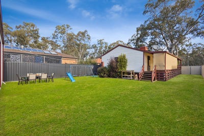 /international/au/101-bennett-street-heathcote-vic-151948660/