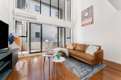 /international/au/3-55-johnston-street-port-melbourne-vic-150972752/
